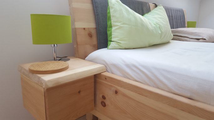 Naturbett Gerlach Nachtkästchen Referenz4