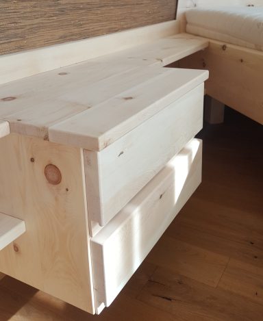 Naturbett Gerlach Nachtkästchen 2
